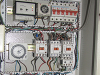 نصب کنتاکتور - تایمر و رفع عیب تابلو برق صنعتی 